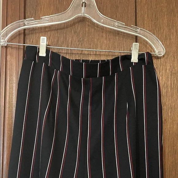 Lottie Moss Elegant Black with Red and White Striped Wide Leg women’s Pants MP - Picture 4 of 7